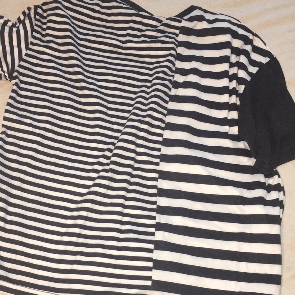 Striped tee. 🗣🗣 MEASUREMENTS POSTED!! - Picture 2 of 2